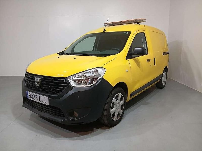Usado Dacia Dokker Essentiel 102 CV (75 kW) 2020 Monovolumen