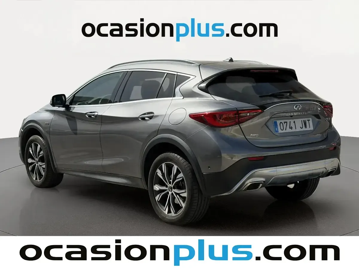 Usado Infiniti QX30 Premium 170 CV (125 kW) 2017 Gris / plata SUV