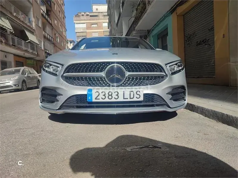 Usado Mercedes A220 190 CV (139 kW) 2020 Gris / plata Berlina