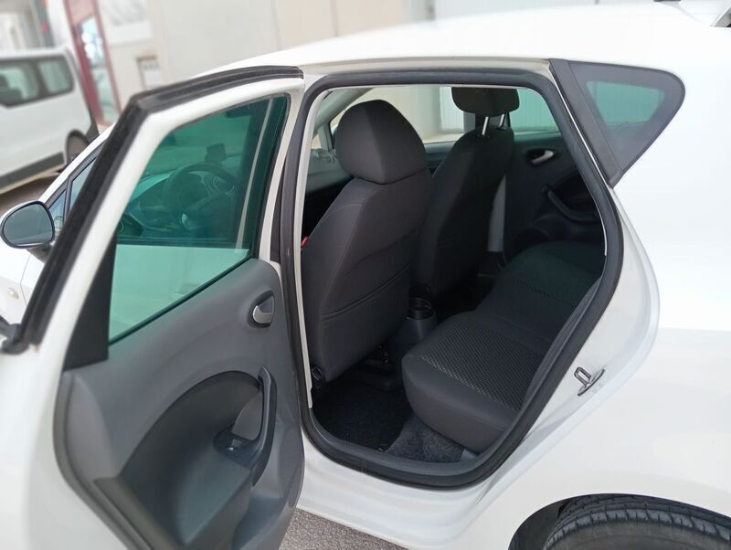 Blanco Usado 2010 Seat Ibiza Style Berlina | 7900 € (Precio justo) - Imagen 1/4