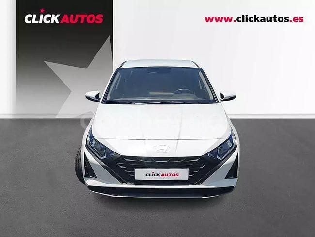 Usado Hyundai i20 84 CV (61 kW) 2025 Blanco Berlina