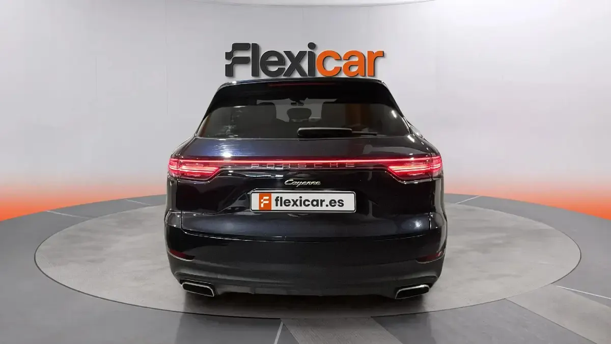 Usado Porsche Cayenne E-Hybrid 462 CV (339 kW) 2020 Azul SUV