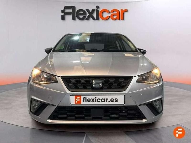 Usado Seat Ibiza Reference 75 CV (55 kW) 2018 Gris Utilitario