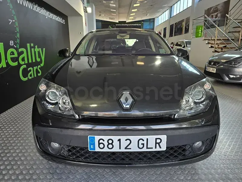 Usado Renault Laguna III GT 180 CV (132 kW) 2009 Negro Berlina