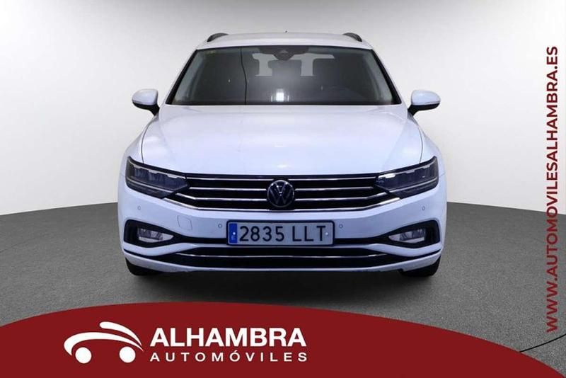 Usado VW Passat Executive 120 CV (88 kW) 2021 Familiar
