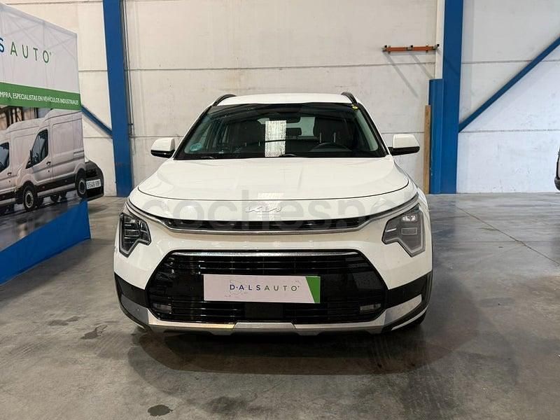 Usado Kia Niro 141 CV (103 kW) 2022 Blanco SUV