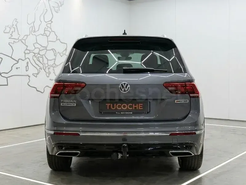 Usado VW Tiguan Allspace R-line 200 CV (147 kW) 2021 Gris / plata SUV