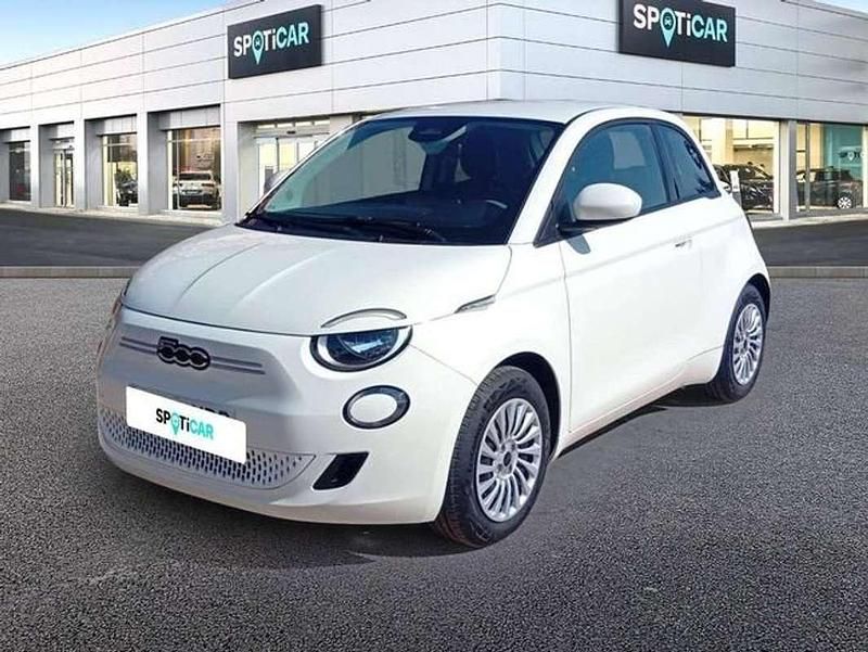 Blanco Nuevo 2025 Fiat 500e Berlina | 22.200 € (Precio justo) - Imagen 1/4