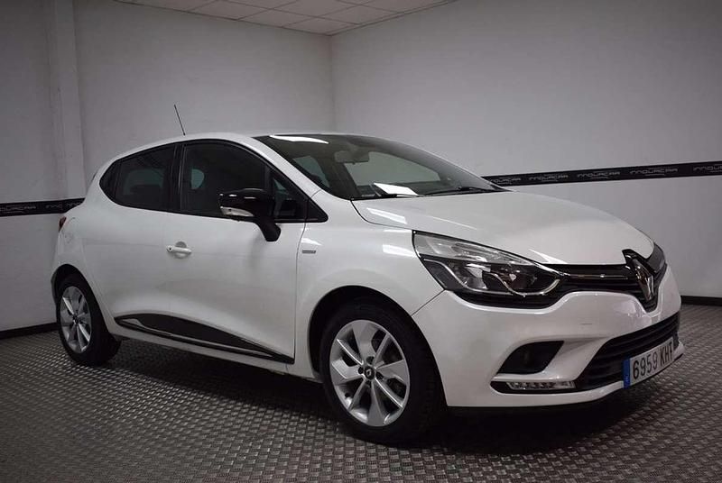 Usado Renault Clio IV LIMITED 90 CV (66 kW) 2018 Blanco Utilitario