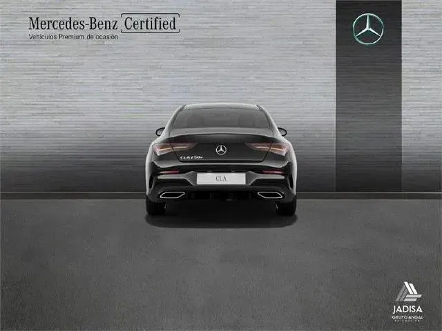 Usado Mercedes CLA250e 218 CV (160 kW) 2024 Negro cosmos Coupe