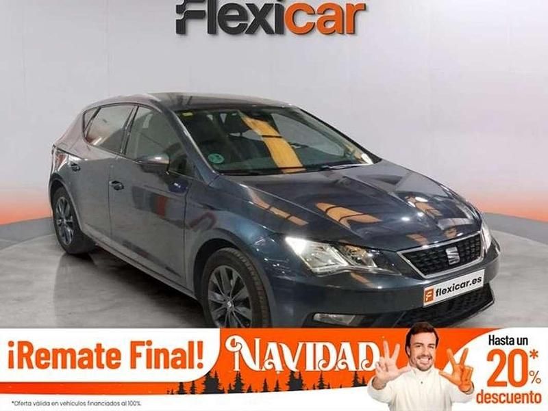 Usado Seat Leon ST Style 131 CV (96 kW) 2020 Azul Familiar