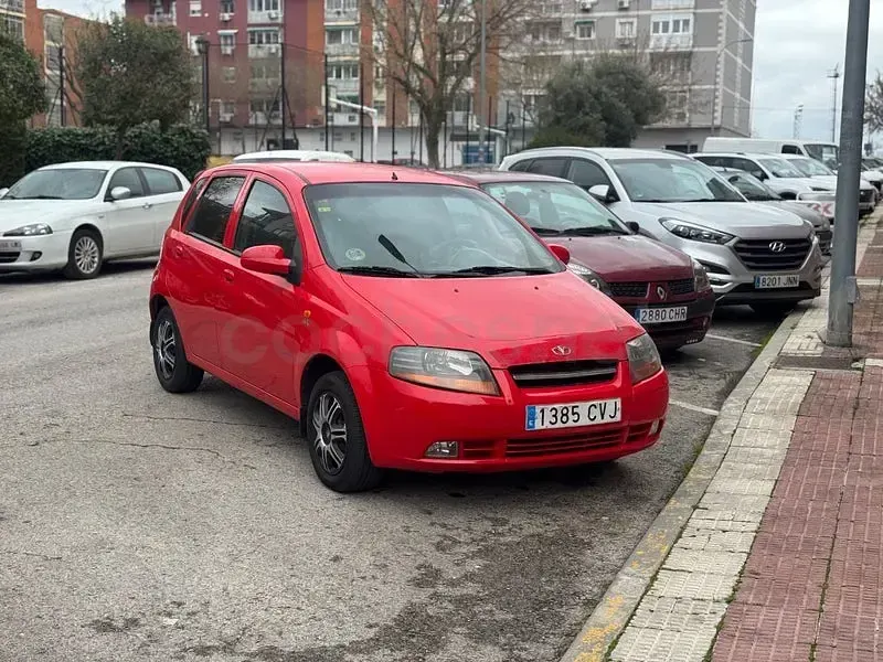 Usado Chevrolet Kalos Sport 94 CV (69 kW) 2004 Granate Berlina