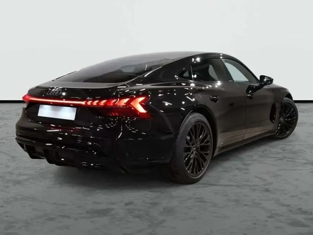 Usado Audi e-tron GT quattro 431 kW (586 CV) 2025 Negro Berlina