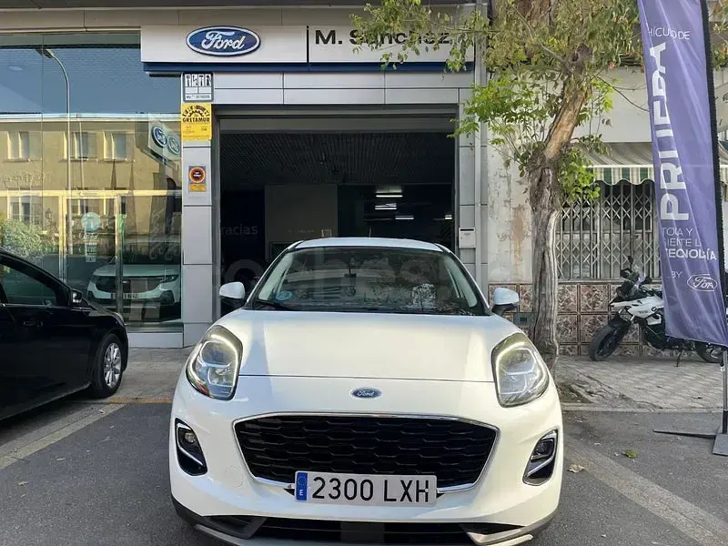 Usado Ford Puma Titanium 120 CV (88 kW) 2022 Blanco SUV