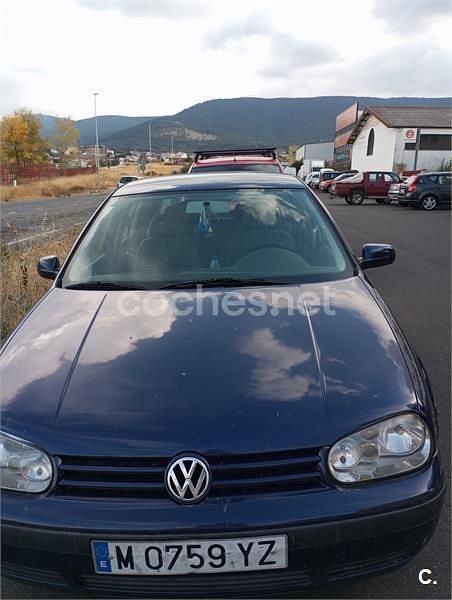 Azul Usado 2000 VW Golf IV Highline Berlina | 1200 € (Super precio) - Imagen 1/4