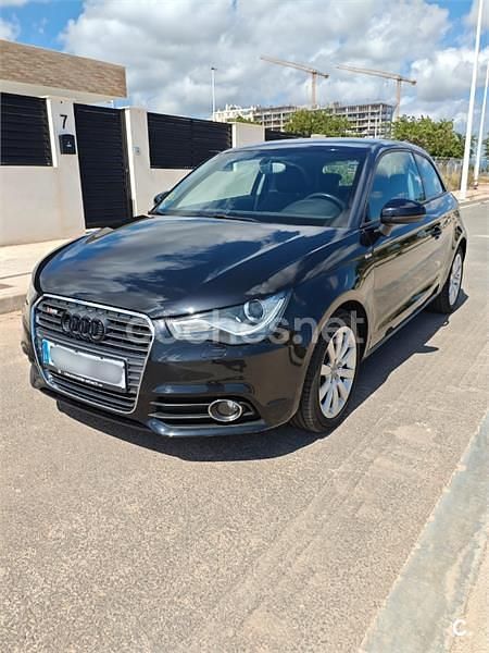 Negro Usado 2013 Audi A1 Ambition Utilitario | 9400 € (Precio justo) - Imagen 1/4