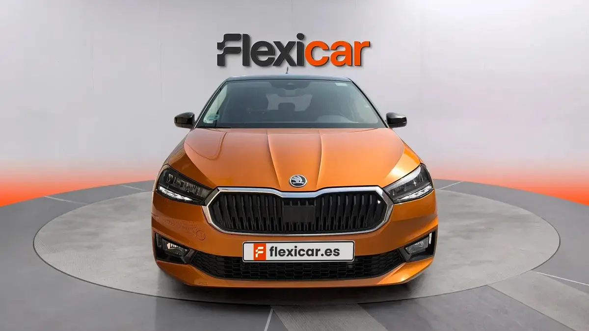 Usado Skoda Fabia Selection 116 CV (85 kW) 2025 Naranja Utilitario