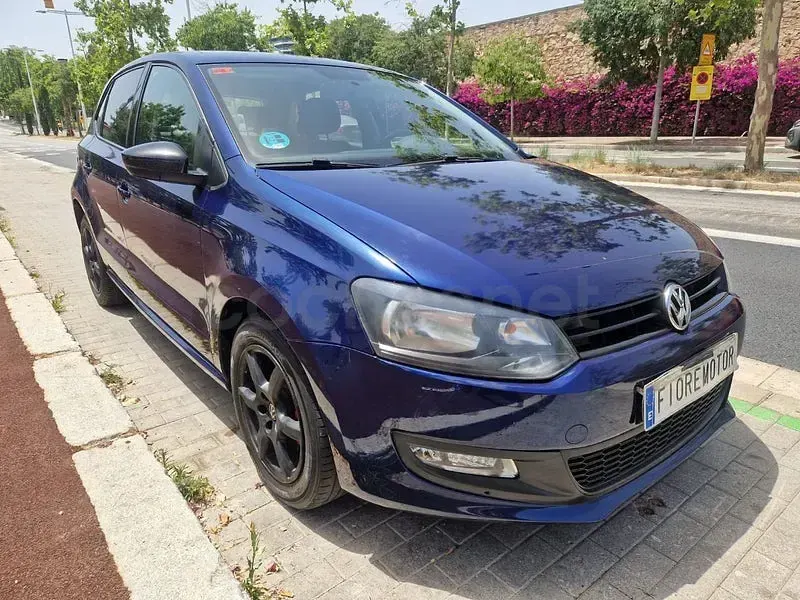 Usado VW Polo Sport 90 CV (66 kW) 2013 Azul Utilitario