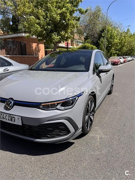Usado VW Golf VIII GTE 245 CV (180 kW) 2021 Gris / plata Berlina