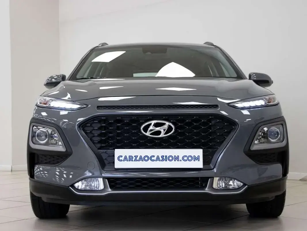 Usado Hyundai Kona 141 CV (103 kW) 2020 Gris SUV