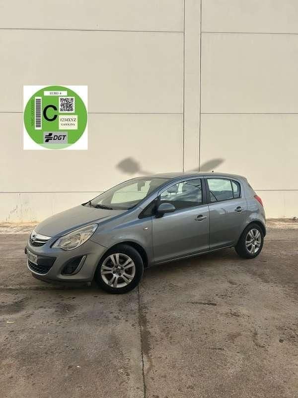 Gris Usado 2013 Opel Corsa Utilitario | 4990 € (Precio justo) - Imagen 1/4