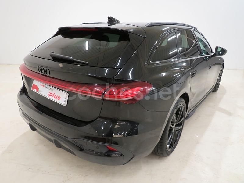 Usado Audi A5 204 CV (150 kW) 2025 Negro Familiar