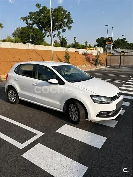 Usado VW Polo Advance 90 CV (66 kW) 2017 Blanco Berlina