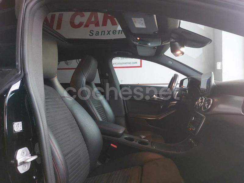Usado Mercedes CLA220 Shooting Brake 177 CV (130 kW) 2017 Negro Familiar