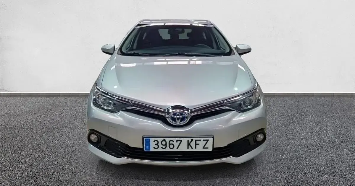 Usado Toyota Auris Active 136 CV (100 kW) 2017