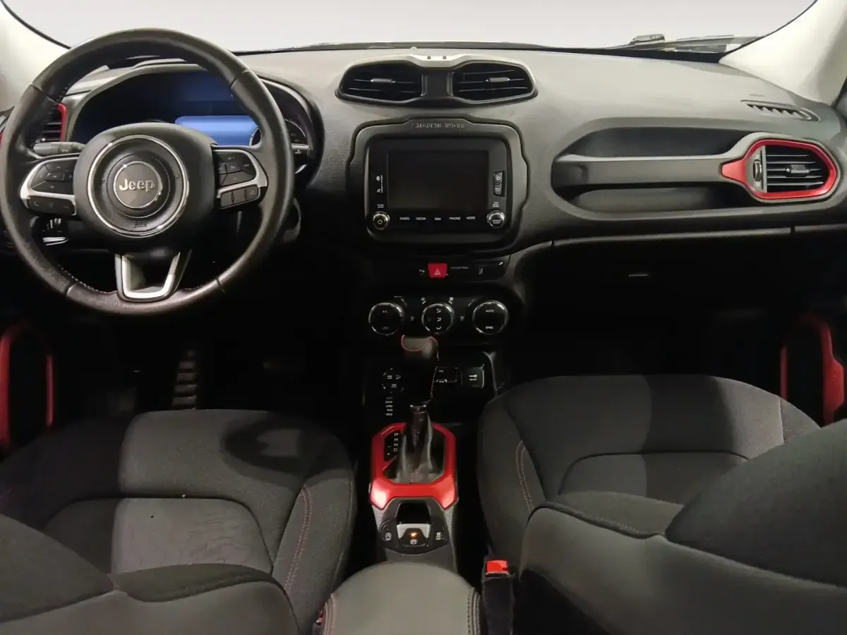 Usado Jeep Renegade Trailhawk 170 CV (125 kW) 2015 Negro SUV