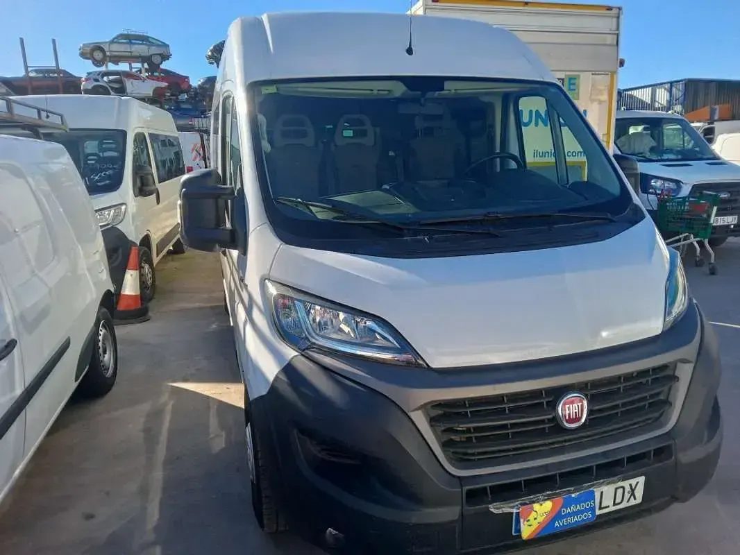 Usado Fiat Ducato 140 CV (102 kW) 2020 Blanco Van