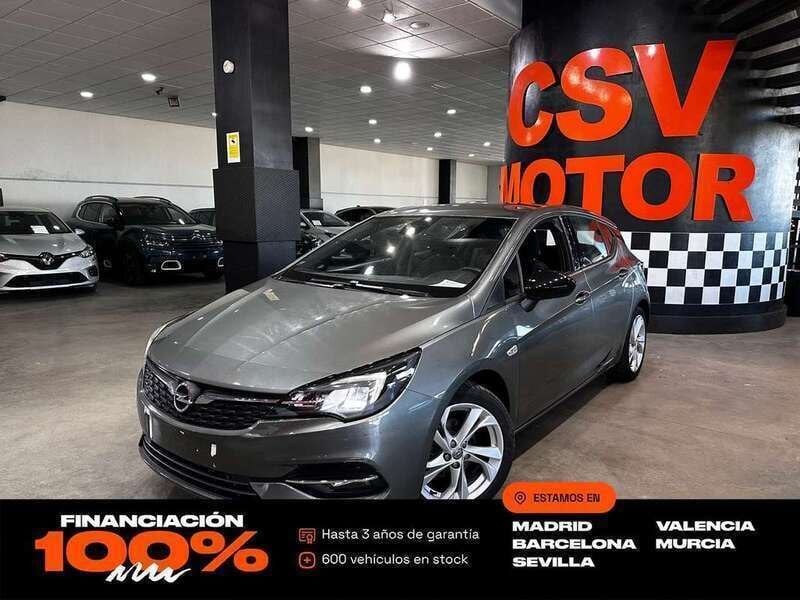 Gris Usado 2021 Opel Astra GS Line Utilitario | 13.250 € (Precio justo) - Imagen 1/4