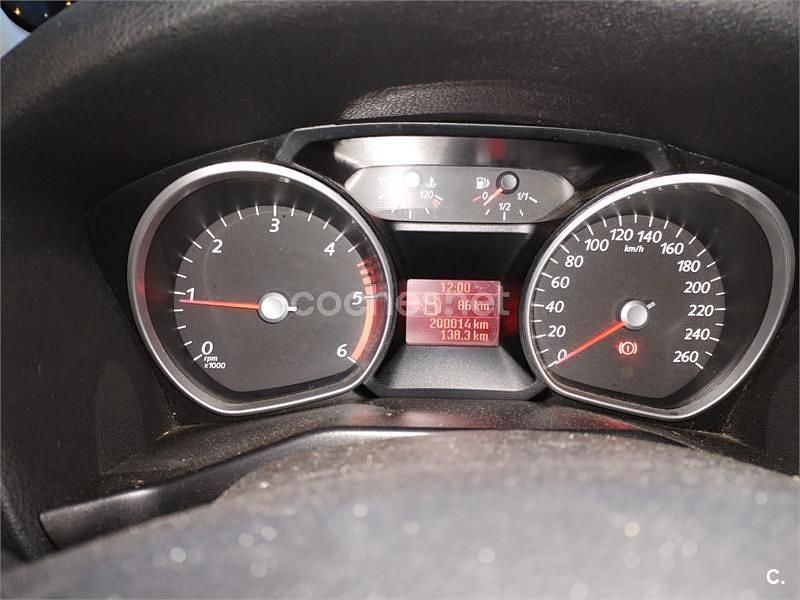 Gris / plata Usado 2008 Ford Mondeo Ambiente Berlina | 4000 € (Precio justo) - Imagen 1/4