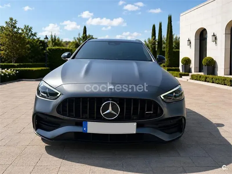 Usado Mercedes C220 200 CV (147 kW) 2023 Gris / plata Familiar