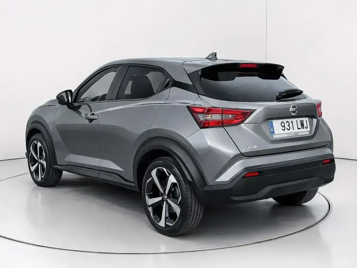 Usado Nissan Juke Tekna 114 CV (83 kW) 2022 Gris SUV