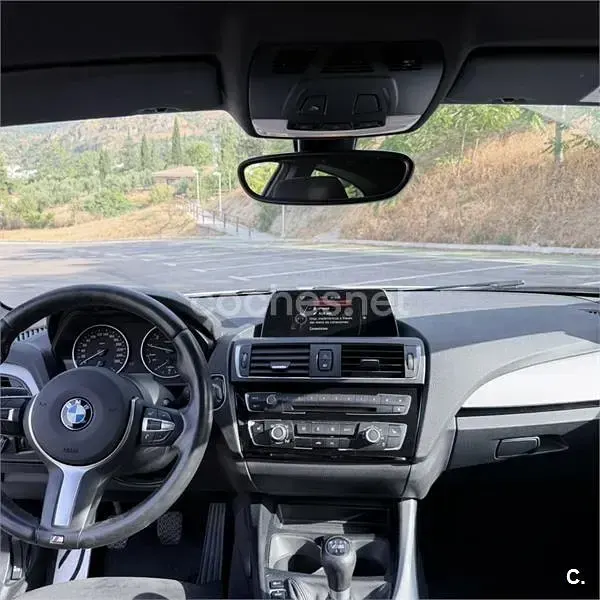 Usado BMW 118 Comfort Edition 136 CV (100 kW) 2017 Blanco Berlina