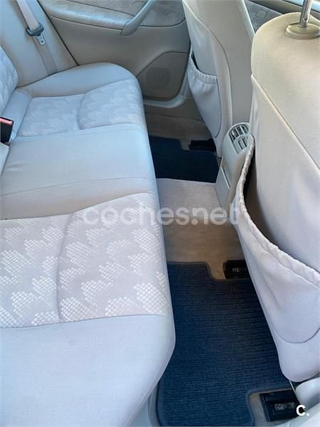 Usado Mercedes C200 Avantgarde 163 CV (119 kW) 2002 Azul Berlina