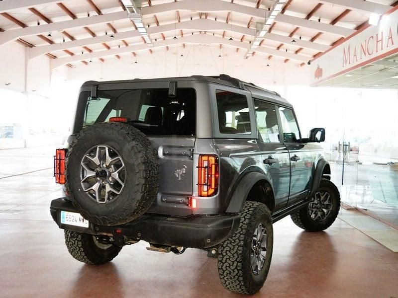 Usado Ford Bronco 335 CV (246 kW) 2024 Gris / plata SUV