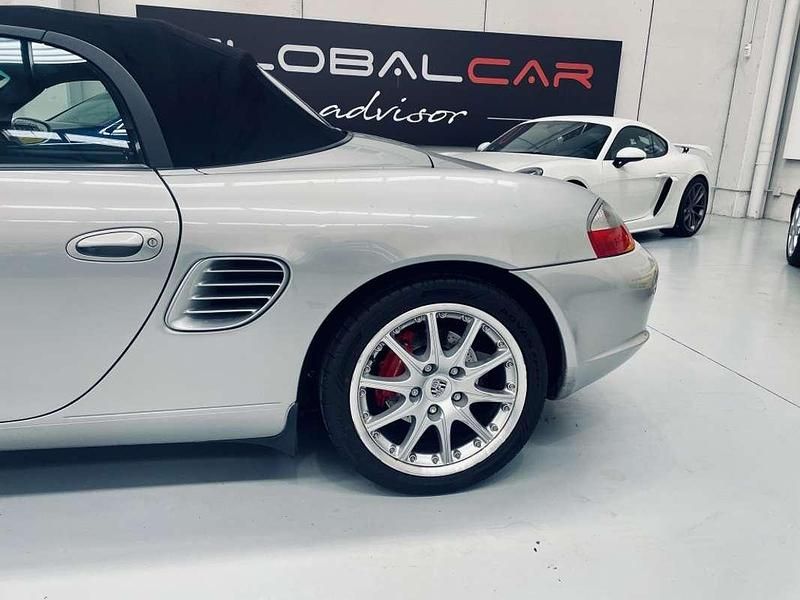 Usado Porsche Boxster 260 CV (191 kW) 2003 Plateado Descapotable