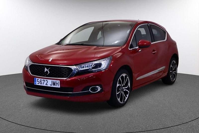 Rojo Usado 2016 DS Automobiles DS4 Style Utilitario | 13.040 € (Precio justo) - Imagen 1/4
