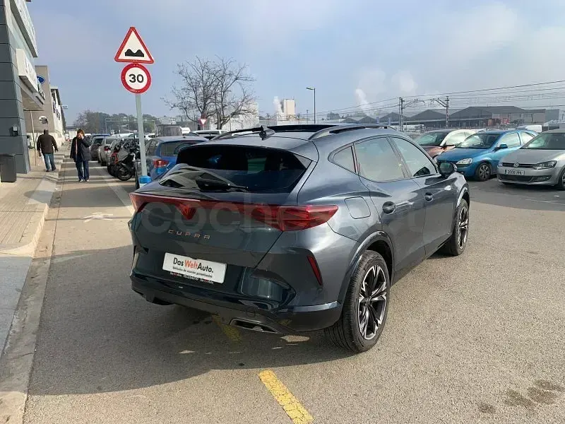 Usado Cupra Formentor 150 CV (110 kW) 2025 Gris / plata SUV