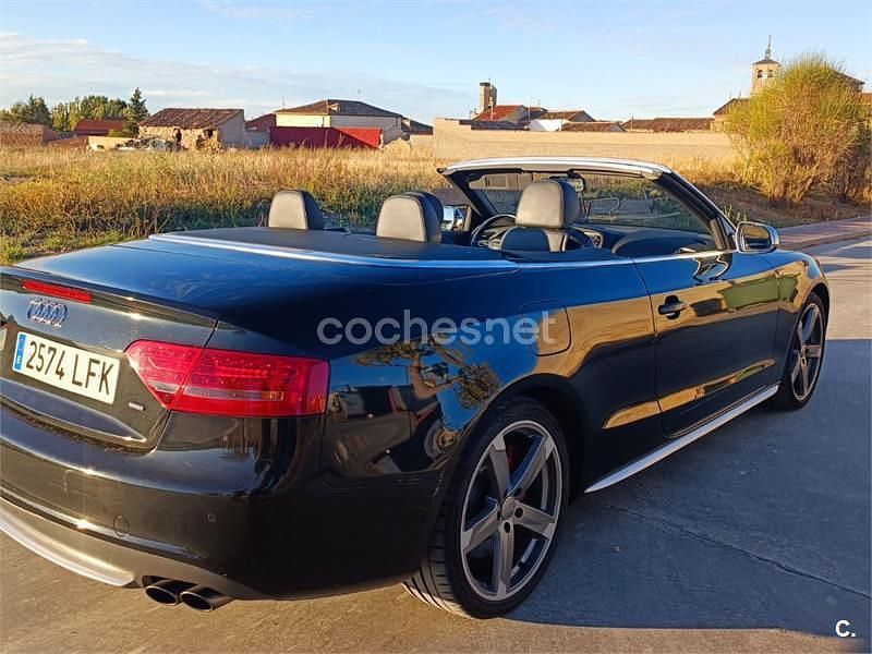 Usado Audi S5 333 CV (244 kW) 2010 Negro Descapotable
