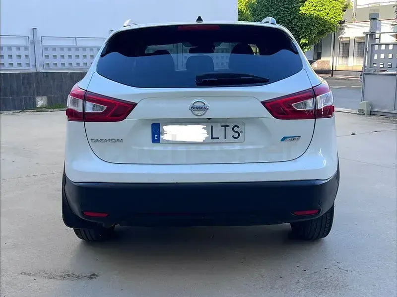 Usado Nissan Qashqai Premium Edition 130 CV (95 kW) 2014 Blanco SUV