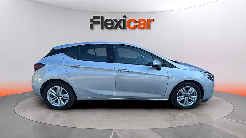 Usado Opel Astra GS Line 131 CV (96 kW) 2020 Gris Berlina