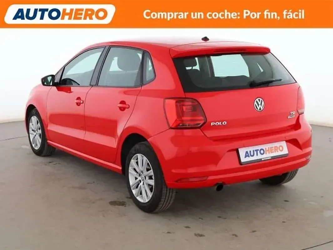 Usado VW Polo Advance 90 CV (66 kW) 2017 Rojo Berlina