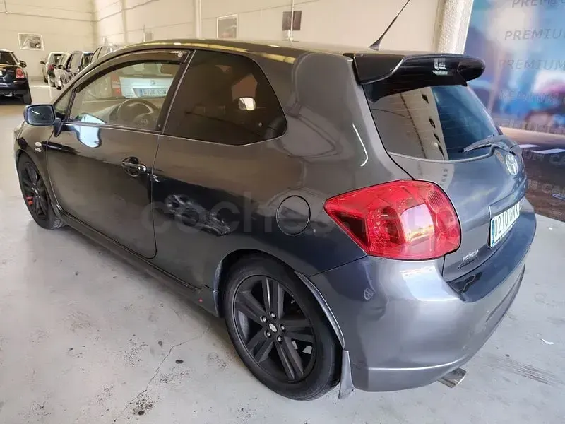Usado Toyota Auris Sport 177 CV (130 kW) 2009 Gris / plata Utilitario