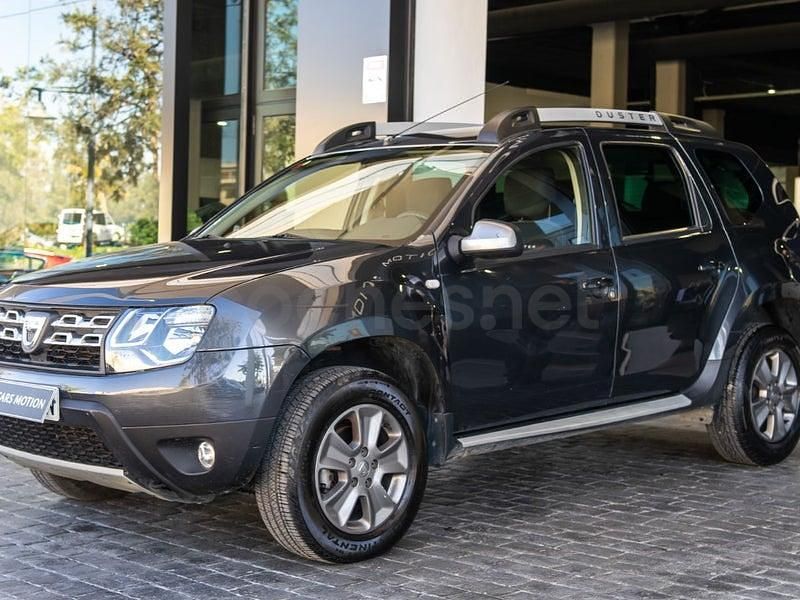 Usado Dacia Duster Ambiance 109 CV (80 kW) 2014 Gris / plata SUV