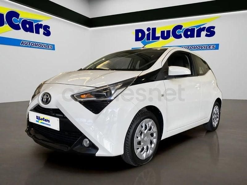 Occasion Toyota Aygo X-play 72 PK (52 kW) 2019 Wit Hatchback