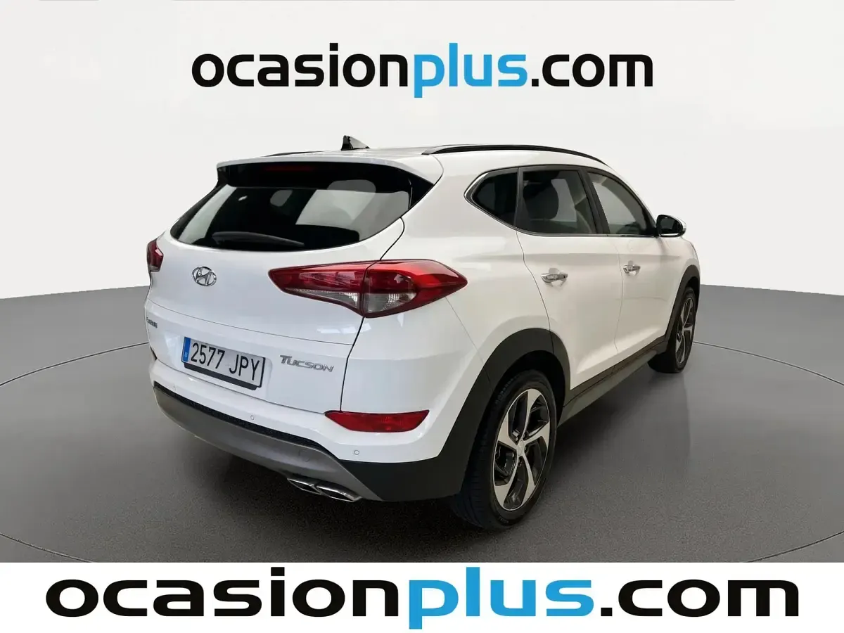 Usado Hyundai Tucson 136 CV (100 kW) 2016 Blanco SUV