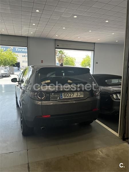 Usado Land Rover Discovery Sport HSE 180 CV (132 kW) 2015 Verde SUV